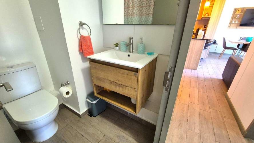 AMPLIO DPTO 3D2B CON PATIO, ESTACIONAMIENTO Y BODEGA EN SAN MIGUEL