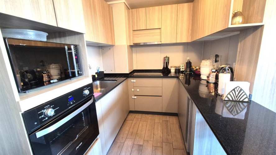 AMPLIO DPTO 3D2B CON PATIO, ESTACIONAMIENTO Y BODEGA EN SAN MIGUEL