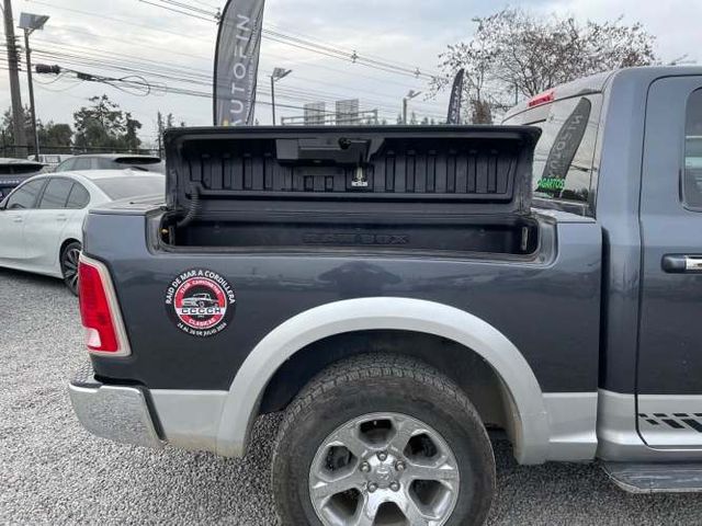 DODGE RAM 1500 LARAMIE 5.7 4X4 AUT 2016