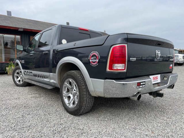 DODGE RAM 1500 LARAMIE 5.7 4X4 AUT 2016