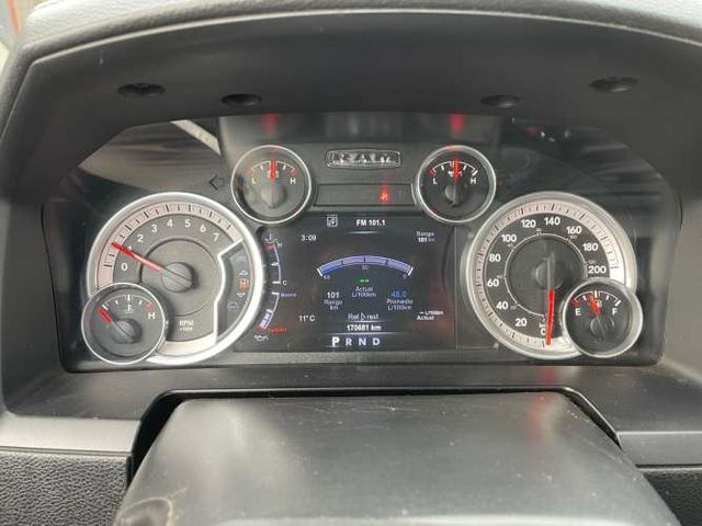 DODGE RAM 1500 LARAMIE 5.7 4X4 AUT 2016