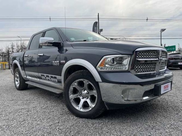 DODGE RAM 1500 LARAMIE 5.7 4X4 AUT 2016