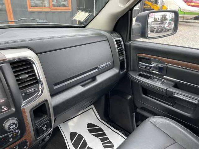 DODGE RAM 1500 LARAMIE 5.7 4X4 AUT 2016