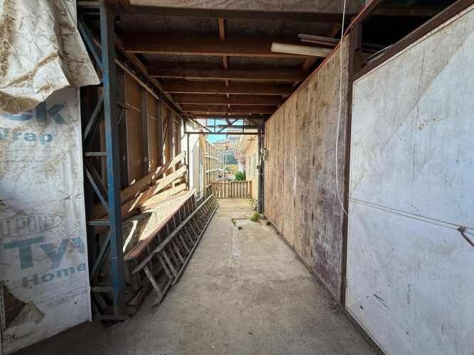 PROPIEDAD MULTIPLES EDIFICACIONES GENERANDO RENTA ACTUAL