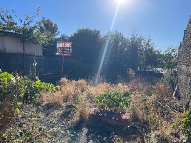 Terreno de 200 metros cuadrados, Temuco.-