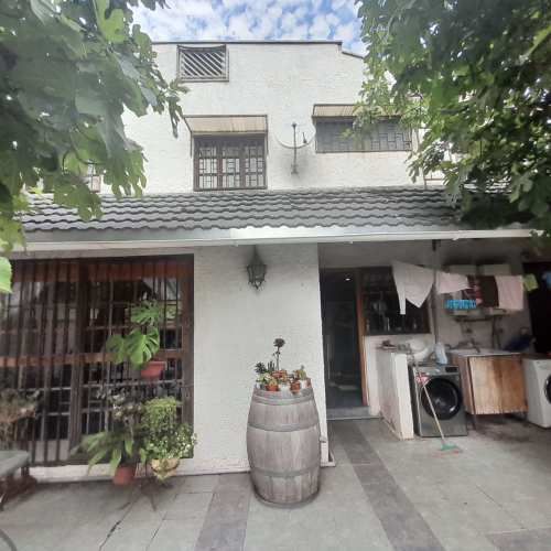 OPORTUNIDADPARA INVERTIR EN LUMINOSA CASA EN LA CISTERNA