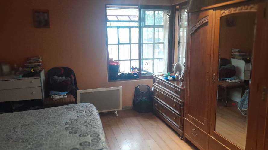 OPORTUNIDADPARA INVERTIR EN LUMINOSA CASA EN LA CISTERNA