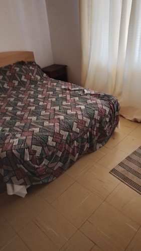 CASA AISLADA, ILOCA, LADO CERRO.