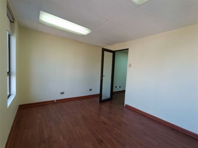 OFICINA METRO TOBALABA