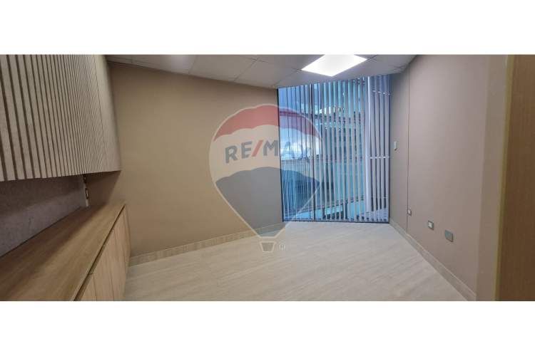 Oficina arriendo centro edificio singular