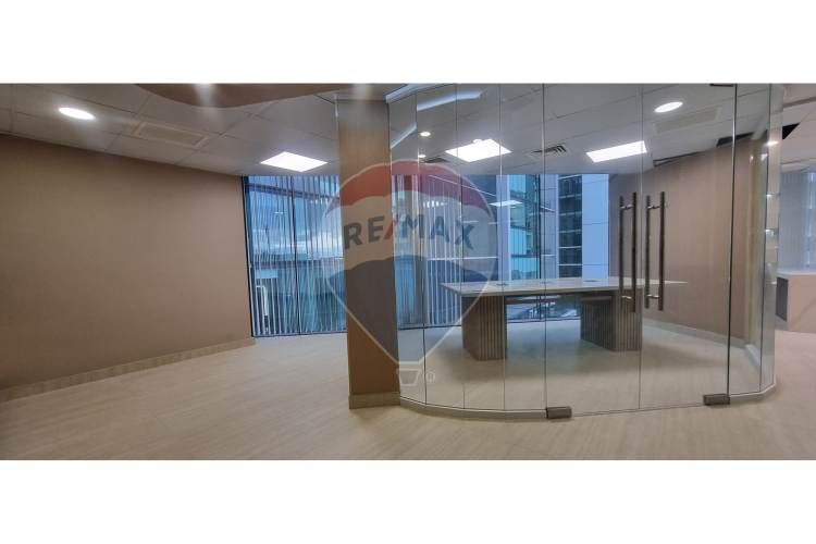 Oficina arriendo centro edificio singular