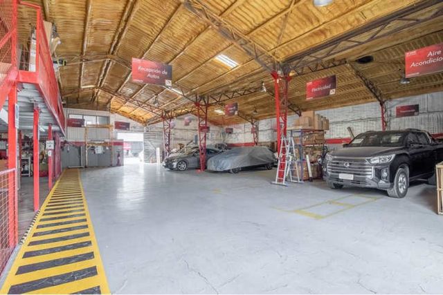 Taller pintura y desabolladura en huechuraba"