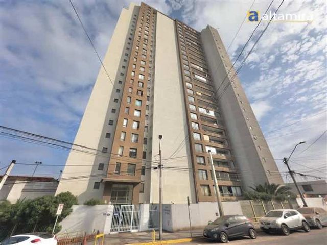 DEPARTAMENTO Edificio Alto Tamarugal piso 4