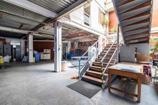 Bodega en venta en centro histórico de santiago