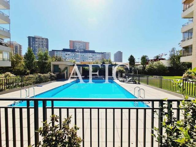 Venta Departamento En Plaza Egaña  (109897)