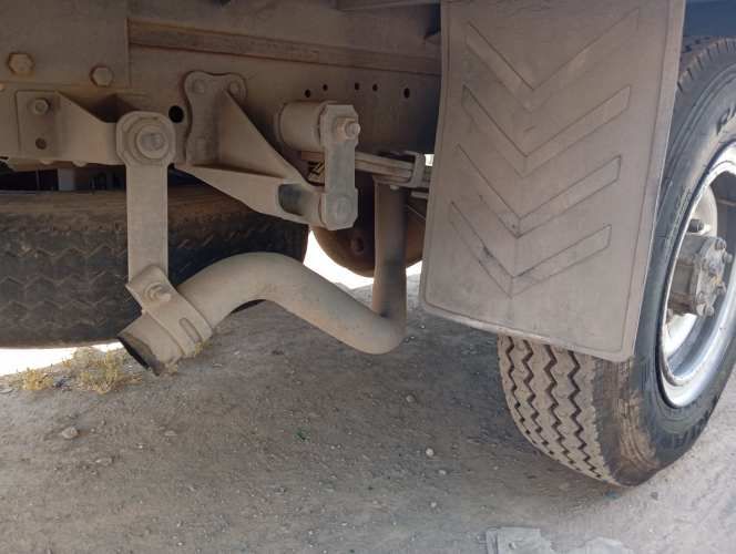 Camion Chevrolet NKR 512