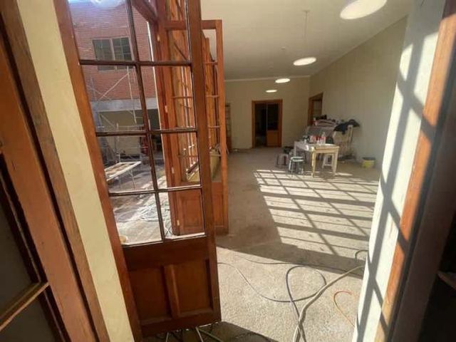 OFICINA a una cuadra de Alameda, a tres cuadras plaza de Armas