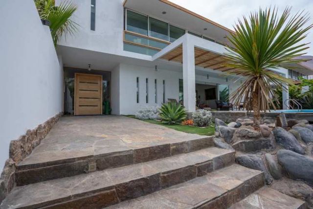 Venta Espectacular Casa . Condominio Albatros en Playa Blanca