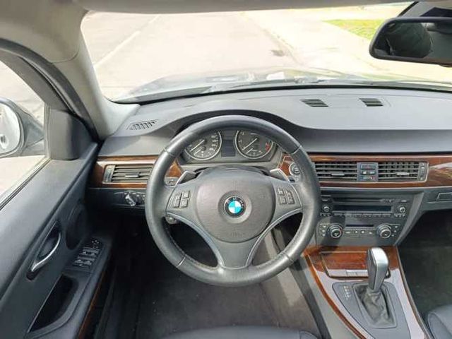 BMW 325 2012