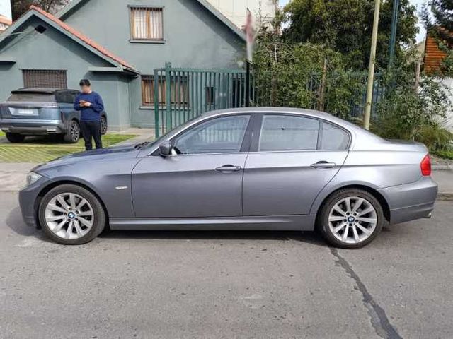 BMW 325 2012