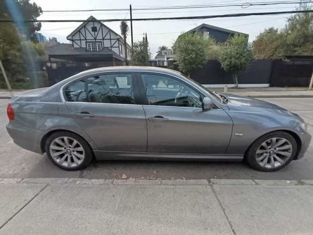 BMW 325 2012