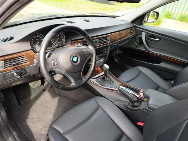 BMW 325 2012