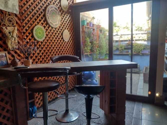 De ocasión, cómoda casa de dos pisos en San Bernardo.