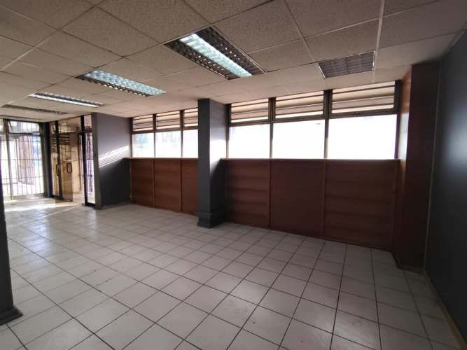 LOCAL COMERCIAL Plaza de Armas