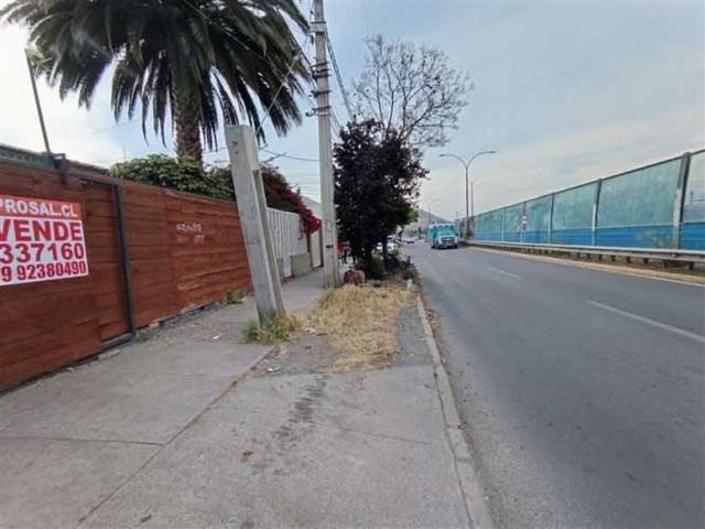 CASA En Venta Casa de 2 Pisos. Renca