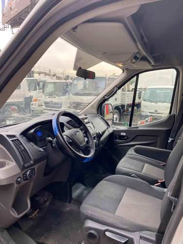 Bus Ford Transit 2.2 año 2021