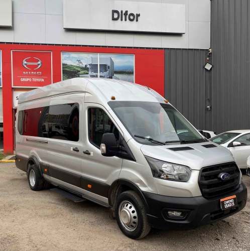 Bus Ford Transit 2.2 año 2021
