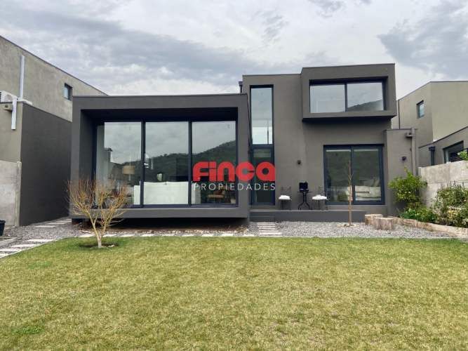 Casa en venta Piedra Roja, Condominio Alto Polkura