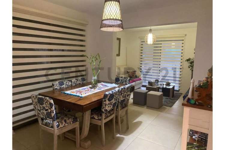 Se vende Casa Mediterránea sector Camino la Punta