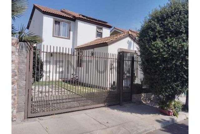 Se vende casa en barrio nuevo de nos