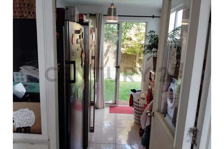 Se vende casa en barrio nuevo de nos