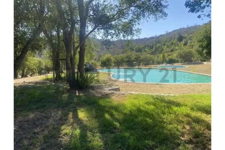 Se vende parcela en condominio Piedra Molino