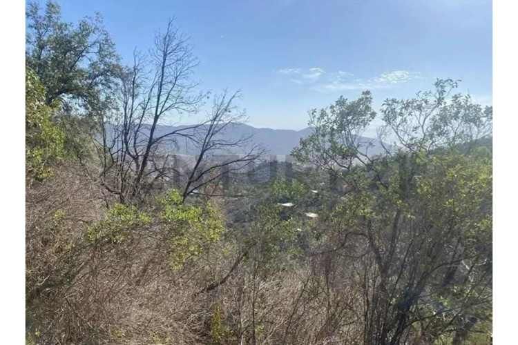 Se vende parcela en condominio Piedra Molino