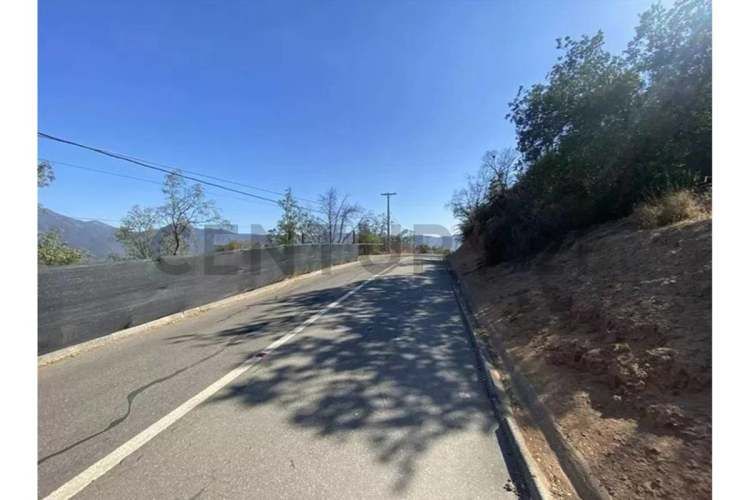 Se vende parcela en condominio Piedra Molino