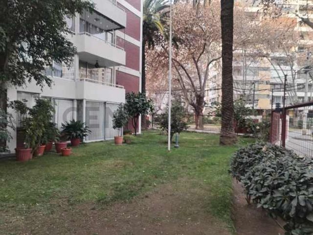 Venta de departamento en San Miguel, frente a PLAZA El LLANO.