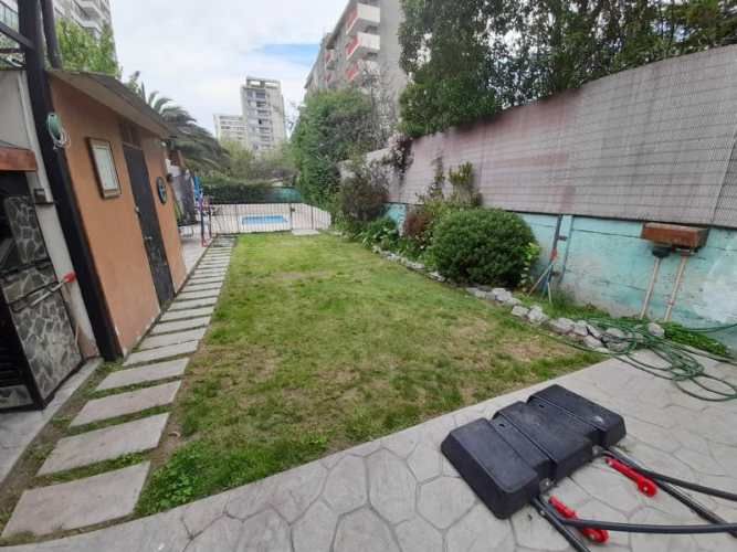 HERMOSA CASA METRO LO VIAL CON PISCINA
