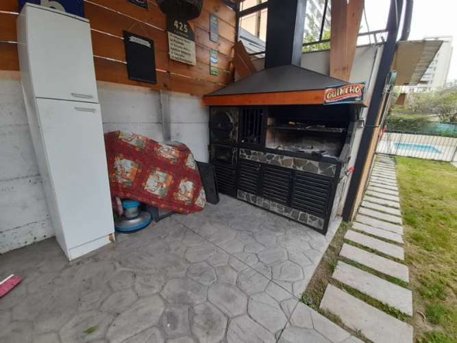 HERMOSA CASA METRO LO VIAL CON PISCINA