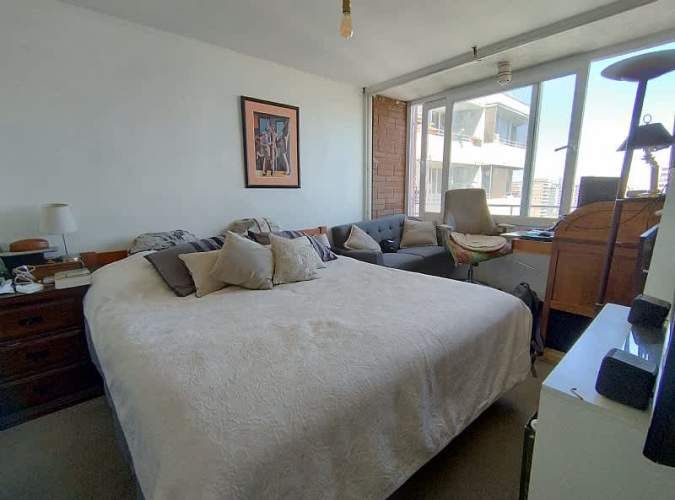 JULIO PRADO, CON EST Y BODEGA