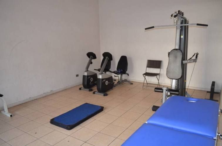 METRO REPUBLICA, IMPECABLE