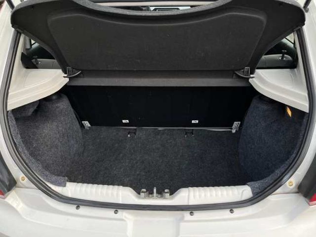 VOLKSWAGEN GOL NUEVO GOL TRENDLINE 1.6 - 2019 | 81