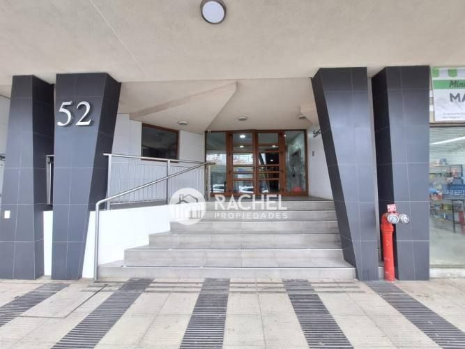 EN VENTA LUMINOSO DEPARTAMENTO EDIFICIO SAN MARTIN