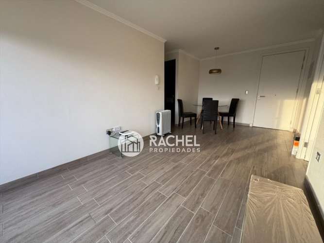 EN VENTA LUMINOSO DEPARTAMENTO EDIFICIO SAN MARTIN