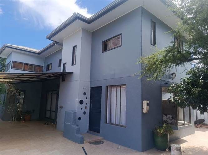 CASA Villa los Jardines