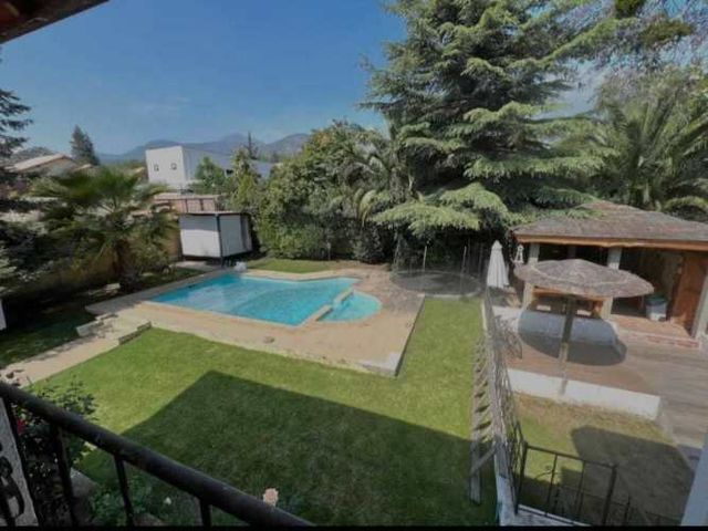 Espectacular casa en venta (110420)