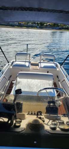 Venta de Lancha oceánica de Lujo Novurania CL 650