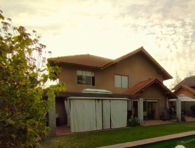 Casa con amplio terreno